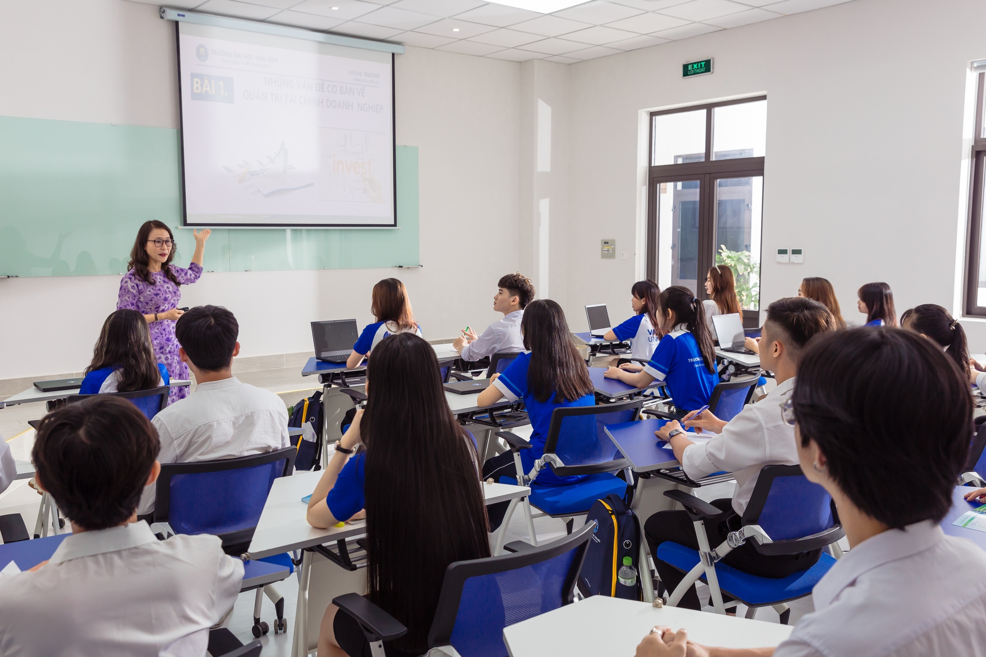 Trường ĐH Văn Hiến đạt chuẩn kiểm định chất lượng gi&aacute;o dục 3 chương tr&igrave;nh đ&agrave;o tạo - Ảnh 2.