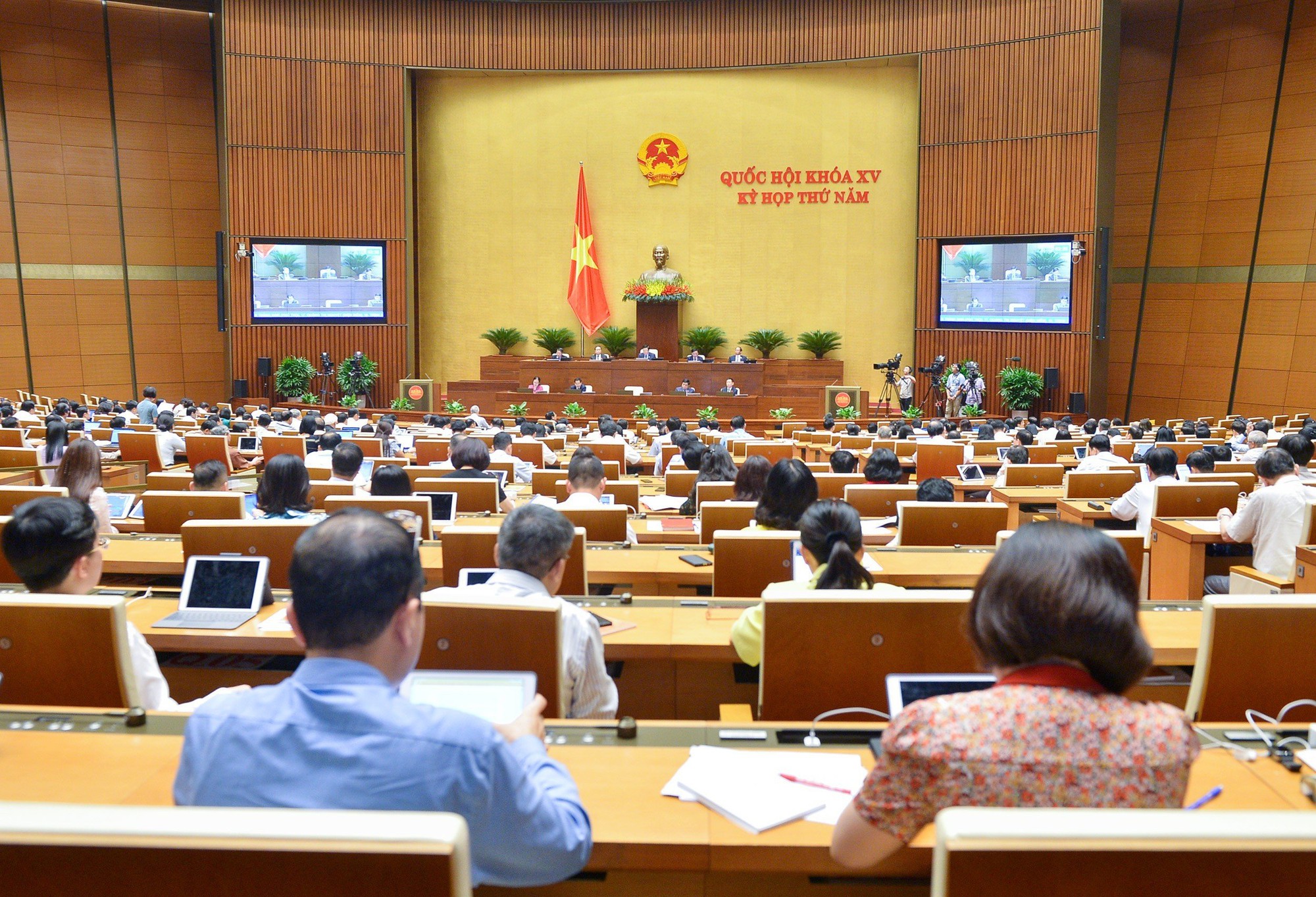 Nhiều đại biểu ủng hộ thông qua Nghị quyết mới về cơ chế đặc thù phát triển TP HCM
