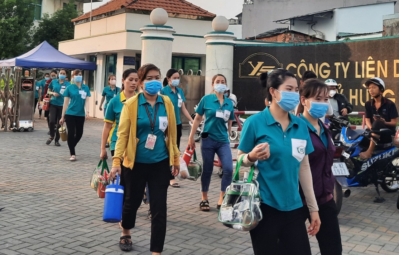 Tăng lương tối thiểu vùng: Chưa bao giờ công nhân khó khăn như lúc này