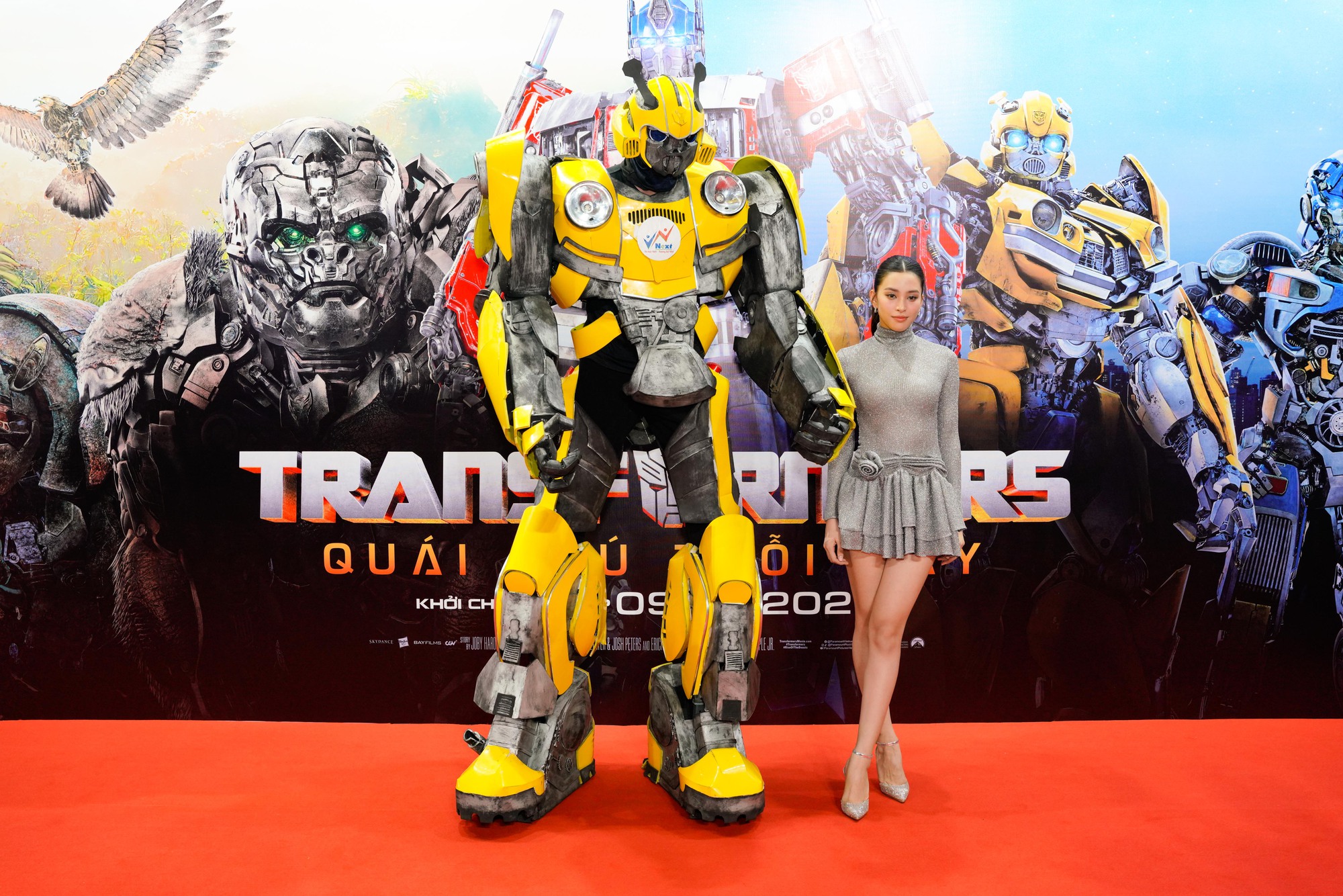 Sao Việt tụ hội buổi ra mắt phần mới bom tấn “Transformers” - Ảnh 1.