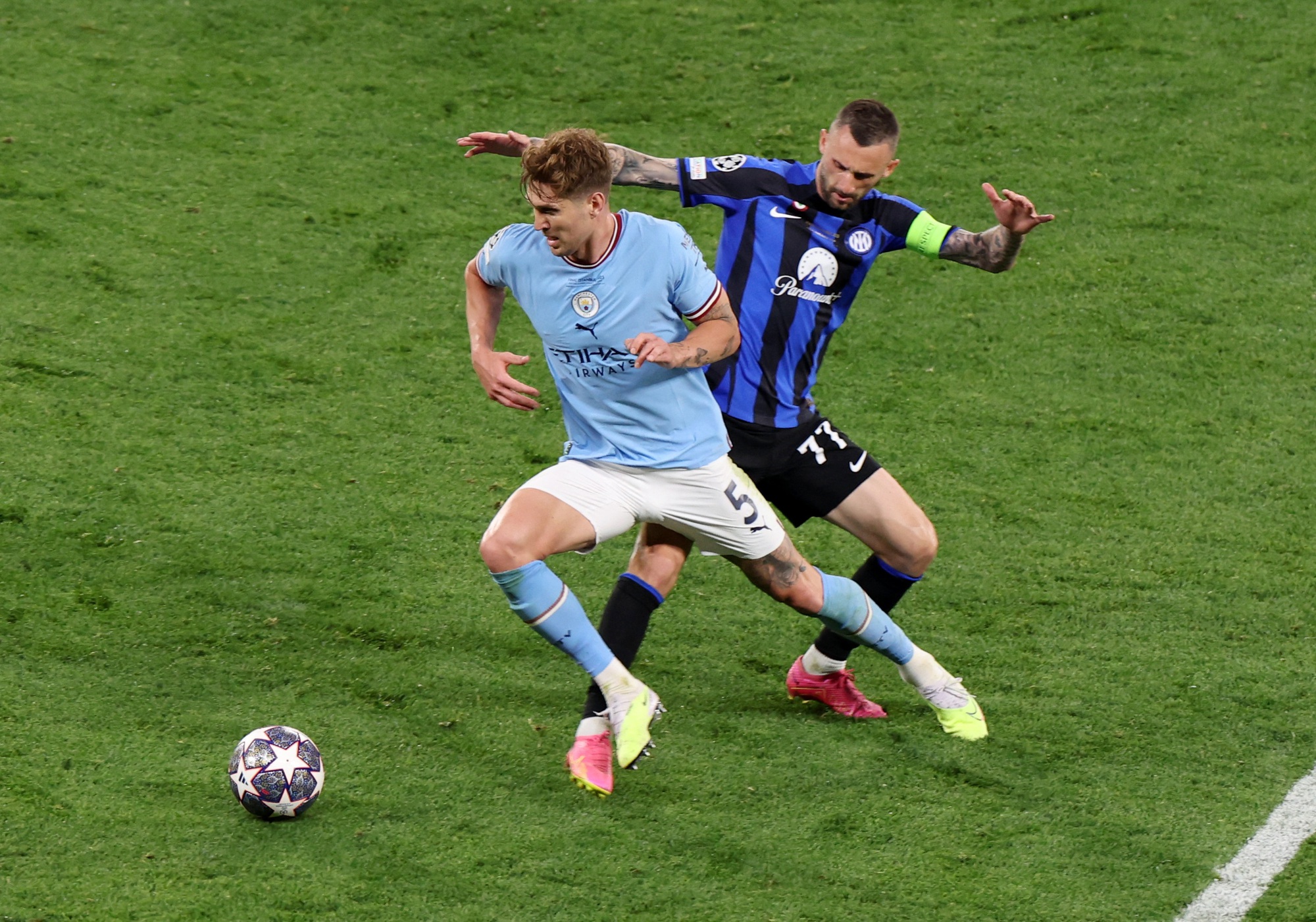 Ph&aacute;t hiện động trời của Pep mang về c&uacute;p v&ocirc; địch Champions League - Ảnh 1.
