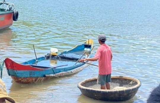 Người đàn ông mất tích khi ra biển câu mực