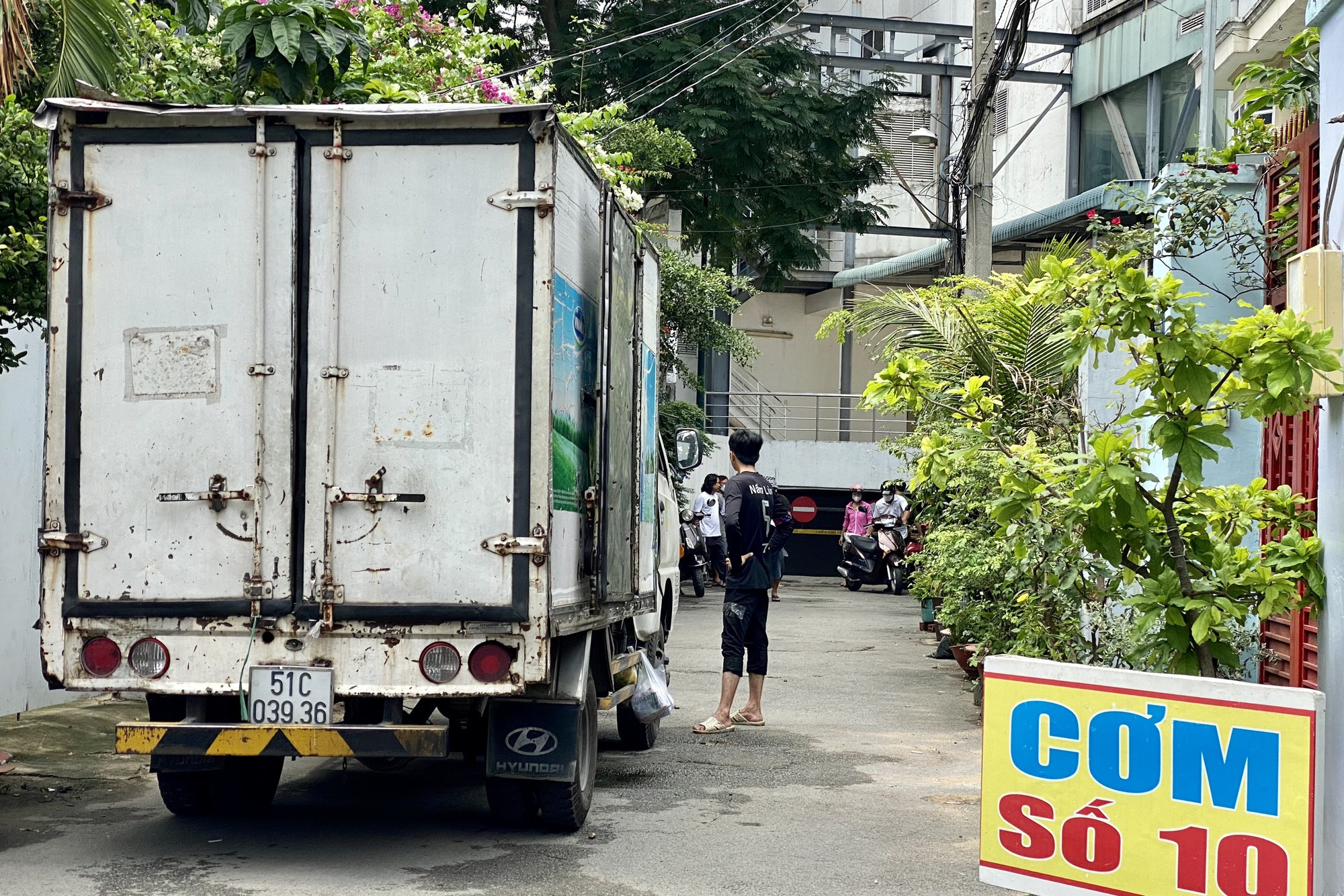Vợ chồng già tử vong trong căn phòng trọ ở TP Thủ Đức