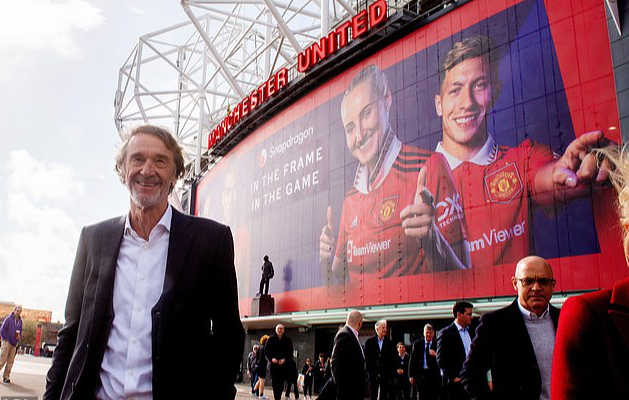 Man United sắp về tay chủ mới tỉ ph&uacute; Qatar, l&agrave;ng b&oacute;ng Anh x&ocirc;n xao - Ảnh 4.