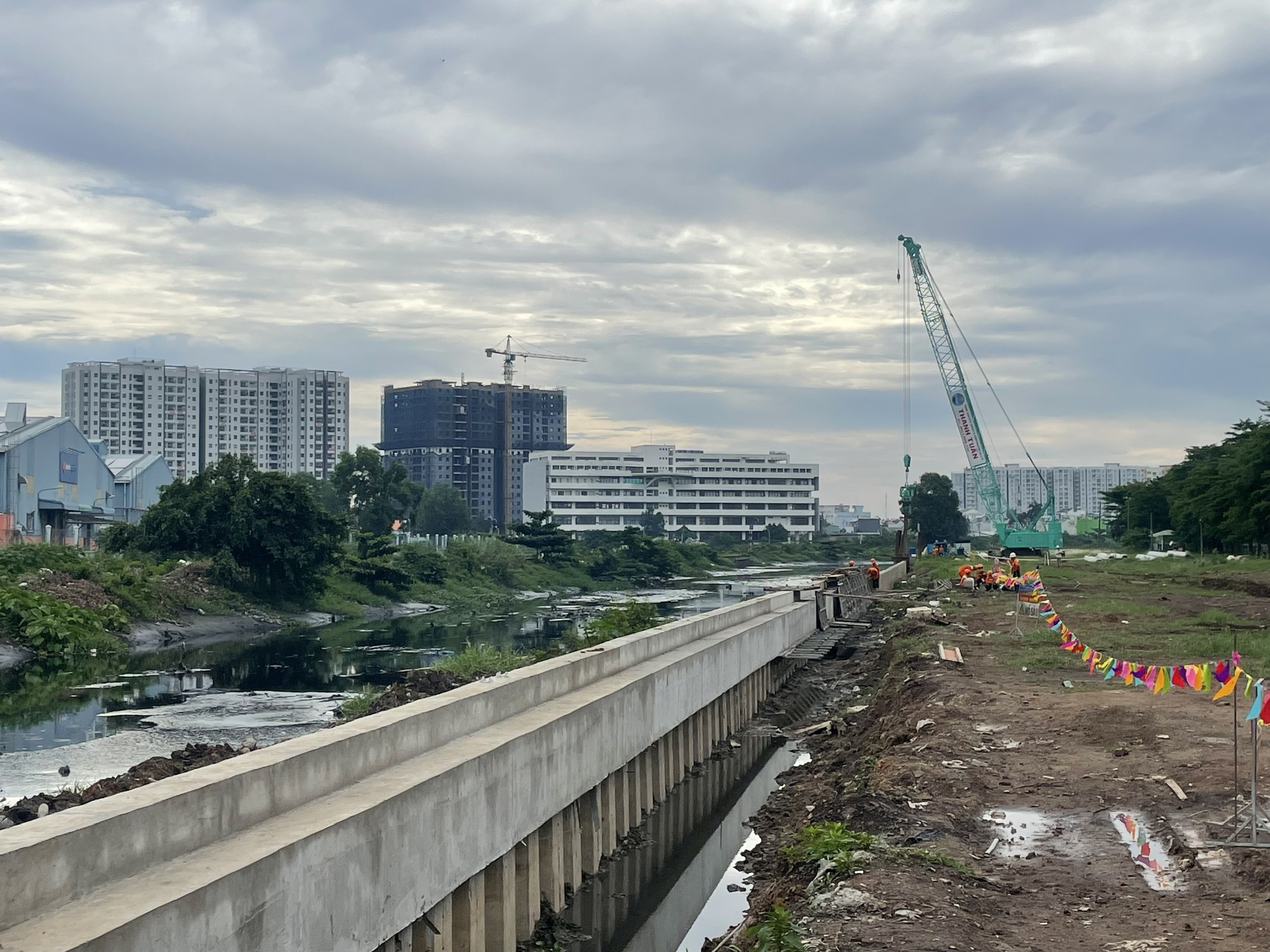 Kênh Tham Lương- Bến Cát- rạch Nước Lên: Bí thư Nguyễn Văn Nên ra yêu cầu về thời gian - Ảnh 3.