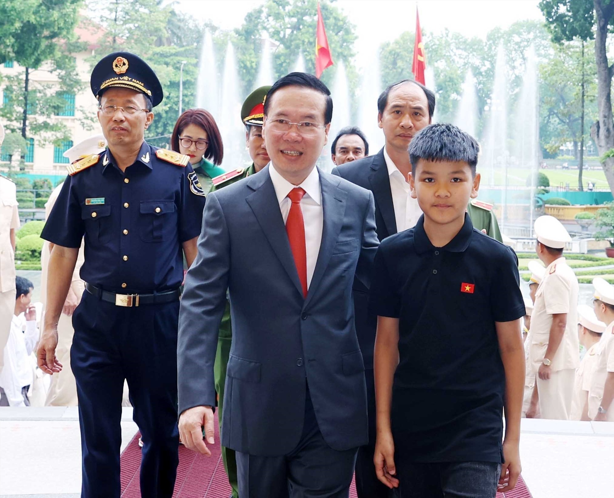 Chủ tịch nước V&otilde; Văn Thưởng: Kh&ocirc;ng khoan nhượng với tội phạm ma t&uacute;y - Ảnh 3.