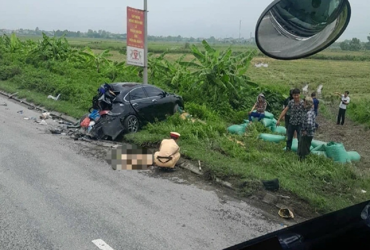 Một c&aacute;n bộ CSGT hi sinh khi đang l&agrave;m nhiệm vụ - Ảnh 1.