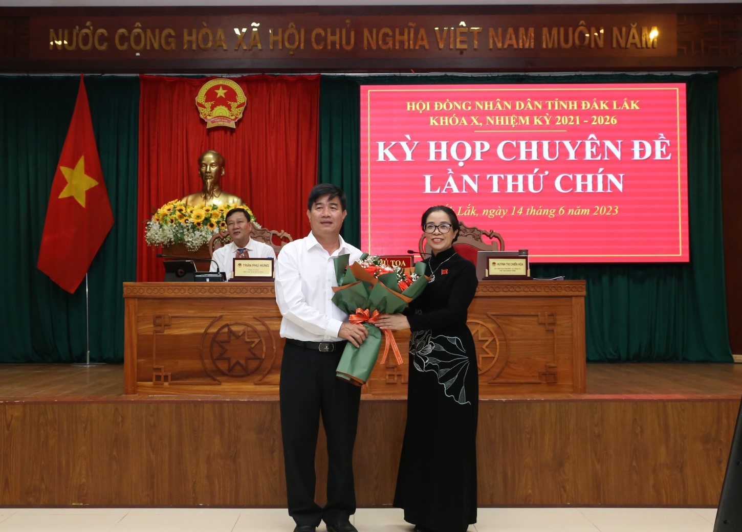 Ông Nguyễn Thiên Văn được bầu làm Phó chủ tịch UBND tỉnh Đắk Lắk