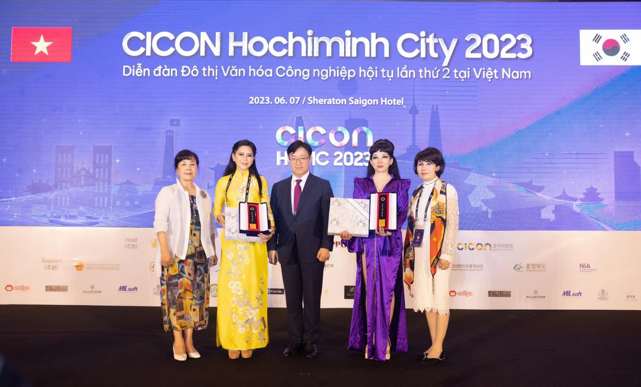 NTK Quỳnh Paris: Đại sứ ngành thời trang Việt Nam tại Cicon HCM City 2023