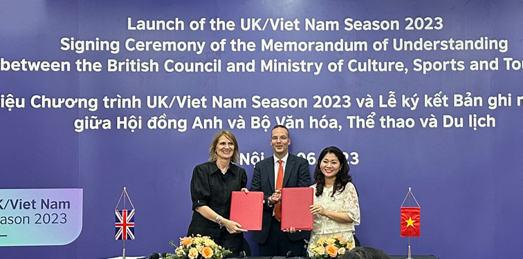 Việt Nam và Anh hợp tác văn hóa, giáo dục