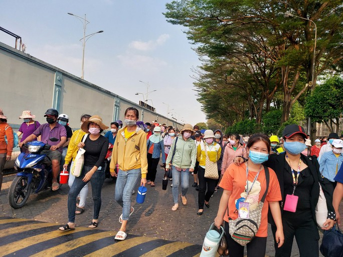 Làn sóng cắt giảm lao động chưa dừng lại