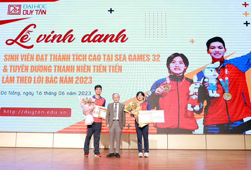 Trường ĐH Duy Tân vinh danh 2 sinh viên xuất sắc tại SEA Games 32