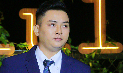 Vừa tuyên bố trở lại showbiz, Hoài Lâm đã bị "chê"?