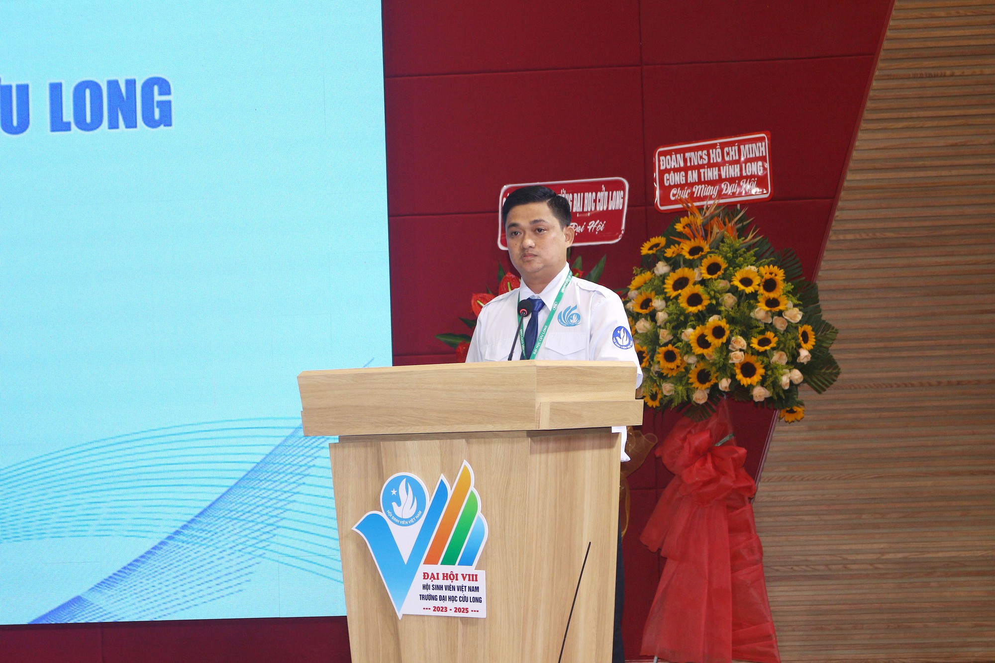 Đại hội đại biểu Hội Sinh viên Trường ĐH Cửu Long thành công tốt đẹp - Ảnh 4.