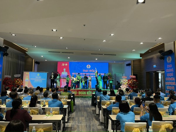C&ocirc;ng đo&agrave;n KCN Kh&aacute;nh H&ograve;a tăng cường c&ocirc;ng t&aacute;c chăm lo người lao động - Ảnh 1.