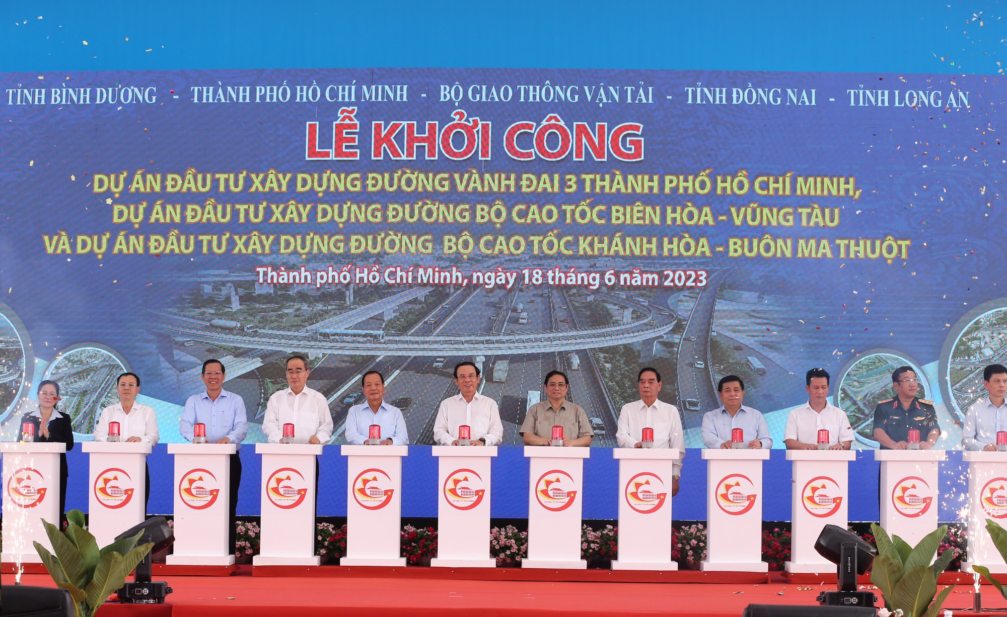Thủ tướng phát lệnh khởi công Vành đai 3 TP HCM và 2 tuyến cao tốc trục ngang - Ảnh 5.