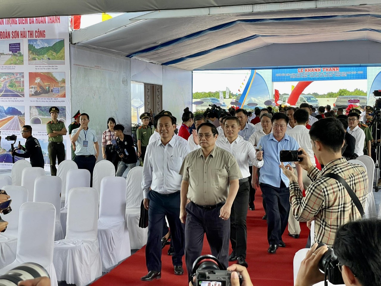 Kh&aacute;nh th&agrave;nh 2 tuyến cao tốc ở Kh&aacute;nh Ho&agrave;, B&igrave;nh Thuận - Ảnh 1.
