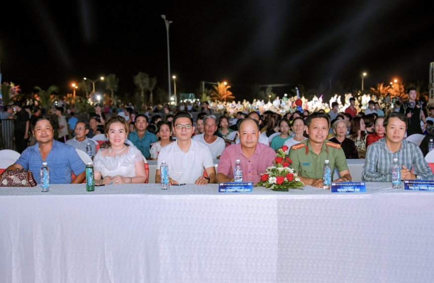 Ai sẽ đăng quang hoa hậu doanh nh&acirc;n biển? - Ảnh 4.
