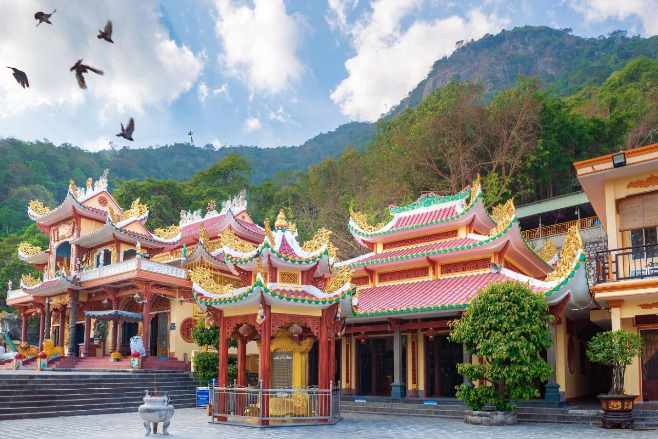 Lễ vía Bà Linh Sơn Thánh Mẫu 2023 được tổ chức trang trọng tại hệ thống chùa Bà Tây Ninh