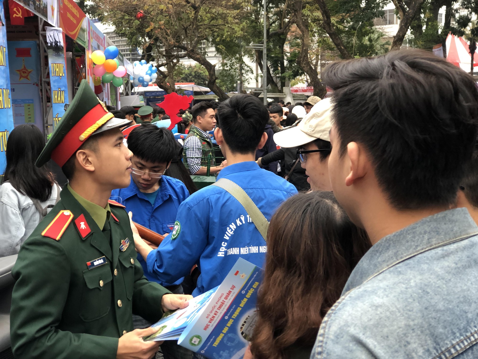 Tuyển thẳng, ưu tiên xét tuyển vào trường quân đội