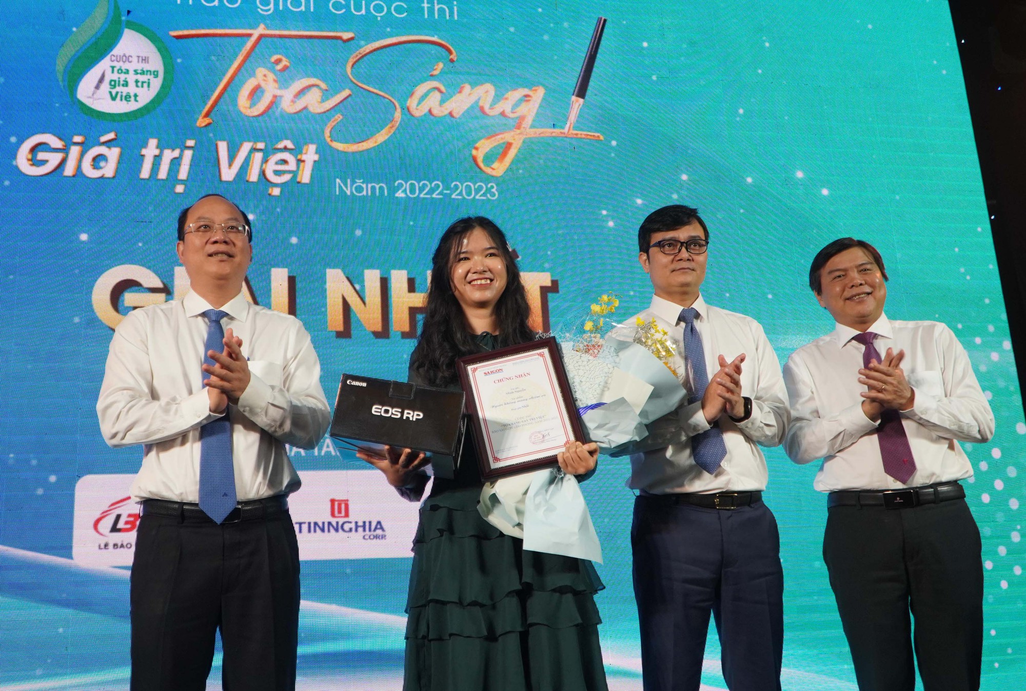 B&aacute;o S&agrave;i G&ograve;n Giải Ph&oacute;ng ph&aacute;t động cuộc thi Tỏa s&aacute;ng gi&aacute; trị Việt năm 2023-2025 - Ảnh 1.