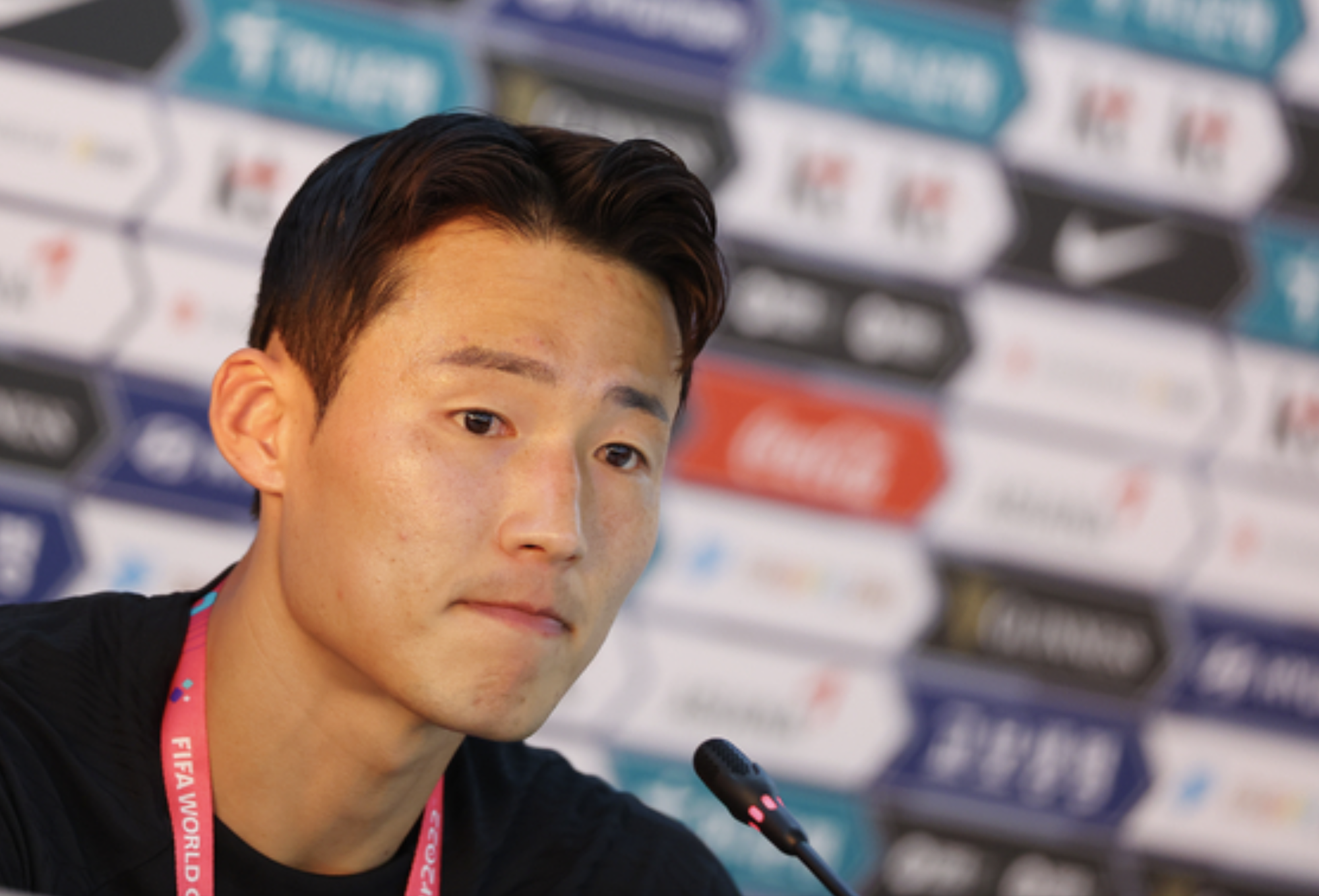 Klinsmann v&agrave; Son Heung-min &acirc;u lo việc tuyển thủ H&agrave;n bị bắt ở Trung Quốc - Ảnh 4.