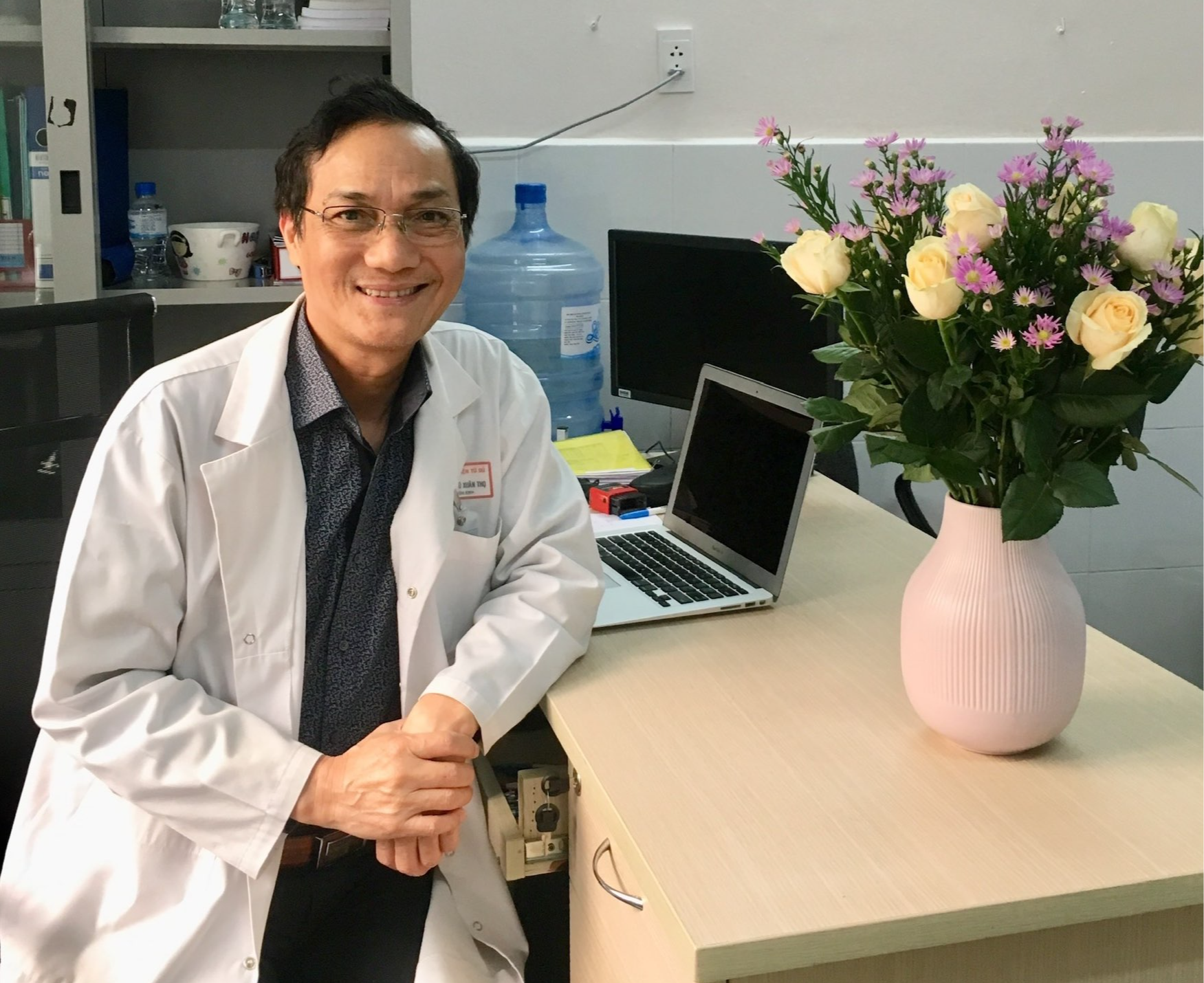 Cuộc thi viết “Người thầy thuốc trong tôi”: "Nhờ bác sĩ mà con có mặt trên đời"