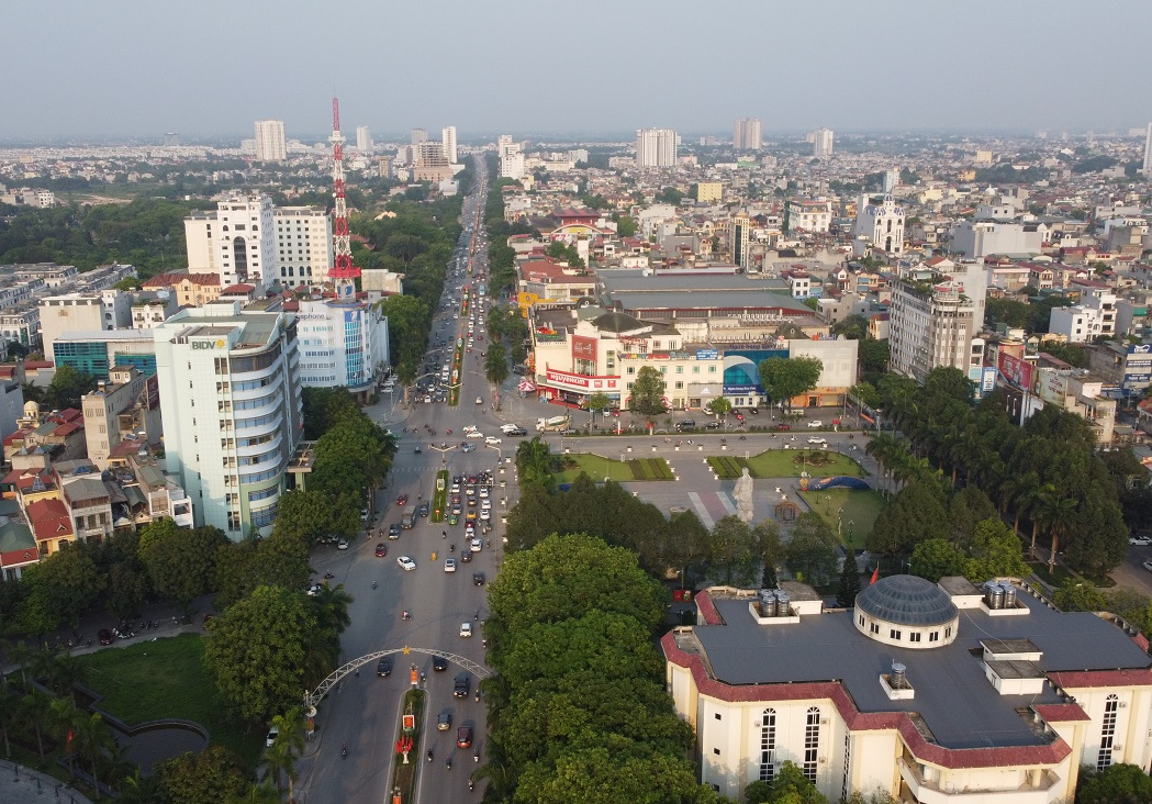 Loạt công sở bỏ hoang ở tuyến phố sầm uất nhất Thanh Hóa