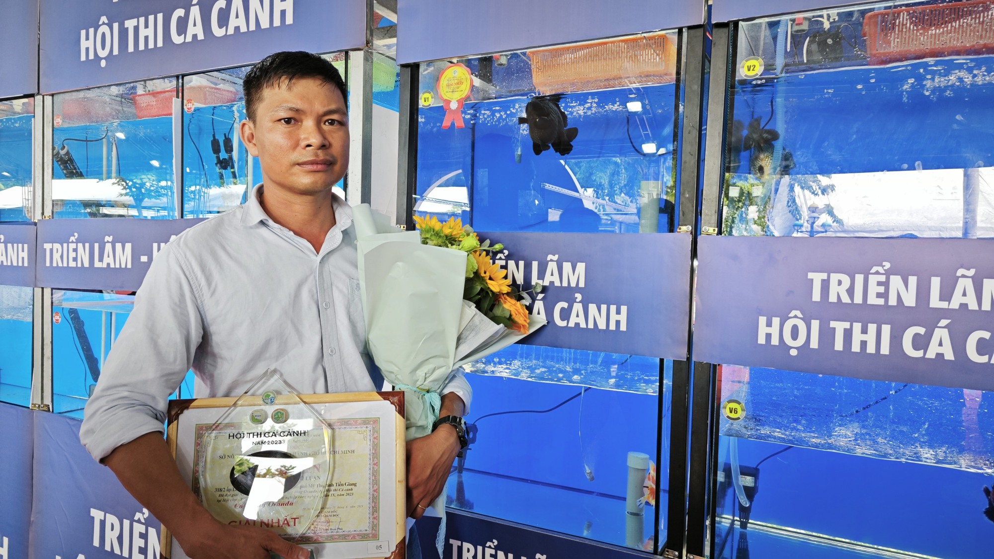 Rủ nhau đi xem kiểng l&aacute;, th&uacute; cưng, c&aacute; cảnh gi&aacute; bạc triệu tại hội chợ giống n&ocirc;ng nghiệp - Ảnh 3.