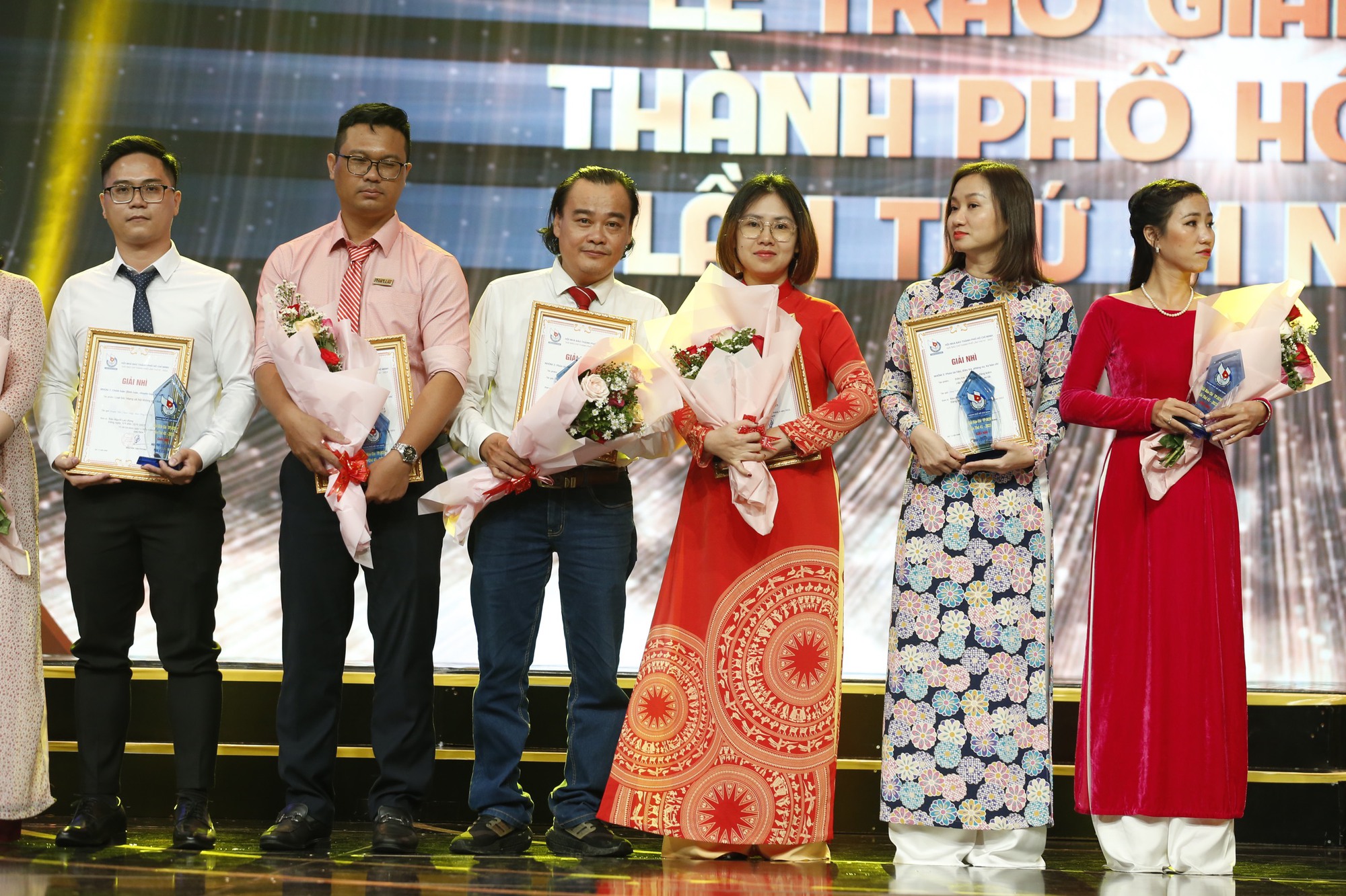 Báo Người Lao Động đoạt nhiều giải cao tại Giải Báo chí TP HCM - Ảnh 7.