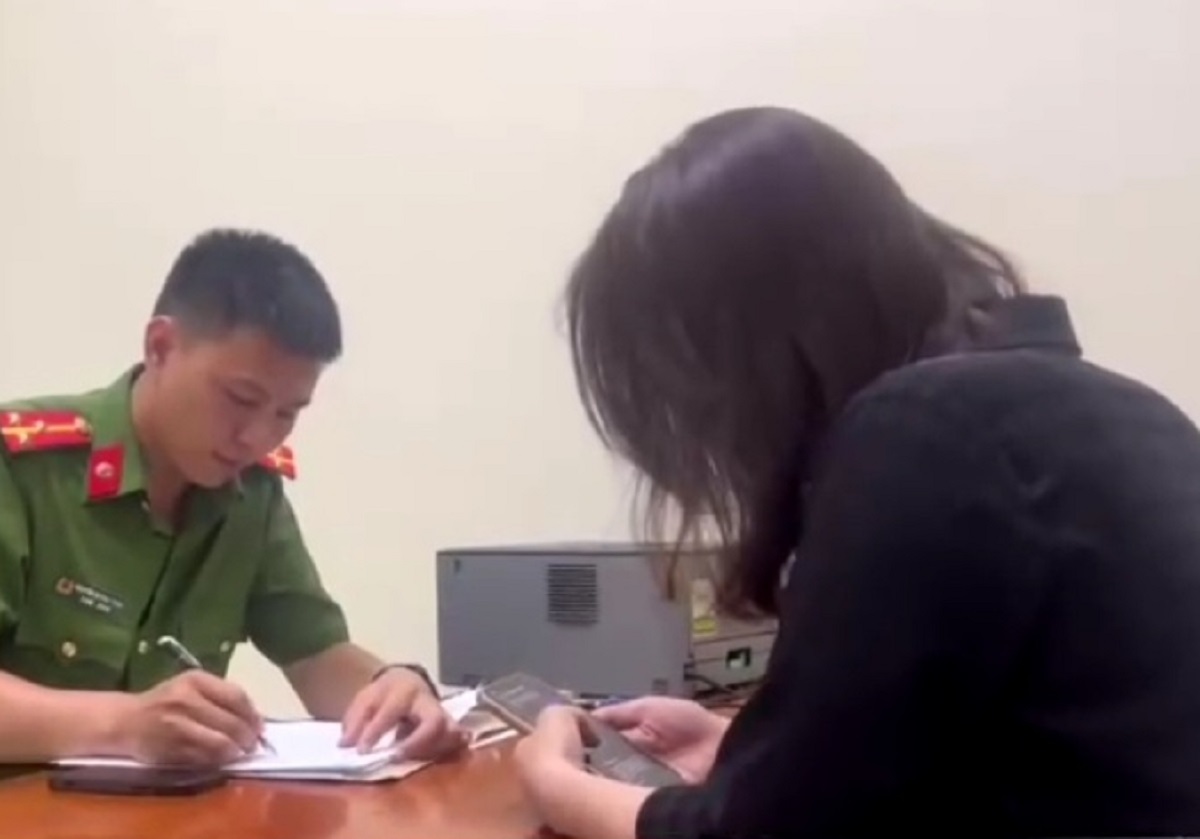 Ham gi&agrave;u qua mạng, người phụ nữ mất gần nửa tỉ đồng - Ảnh 1.