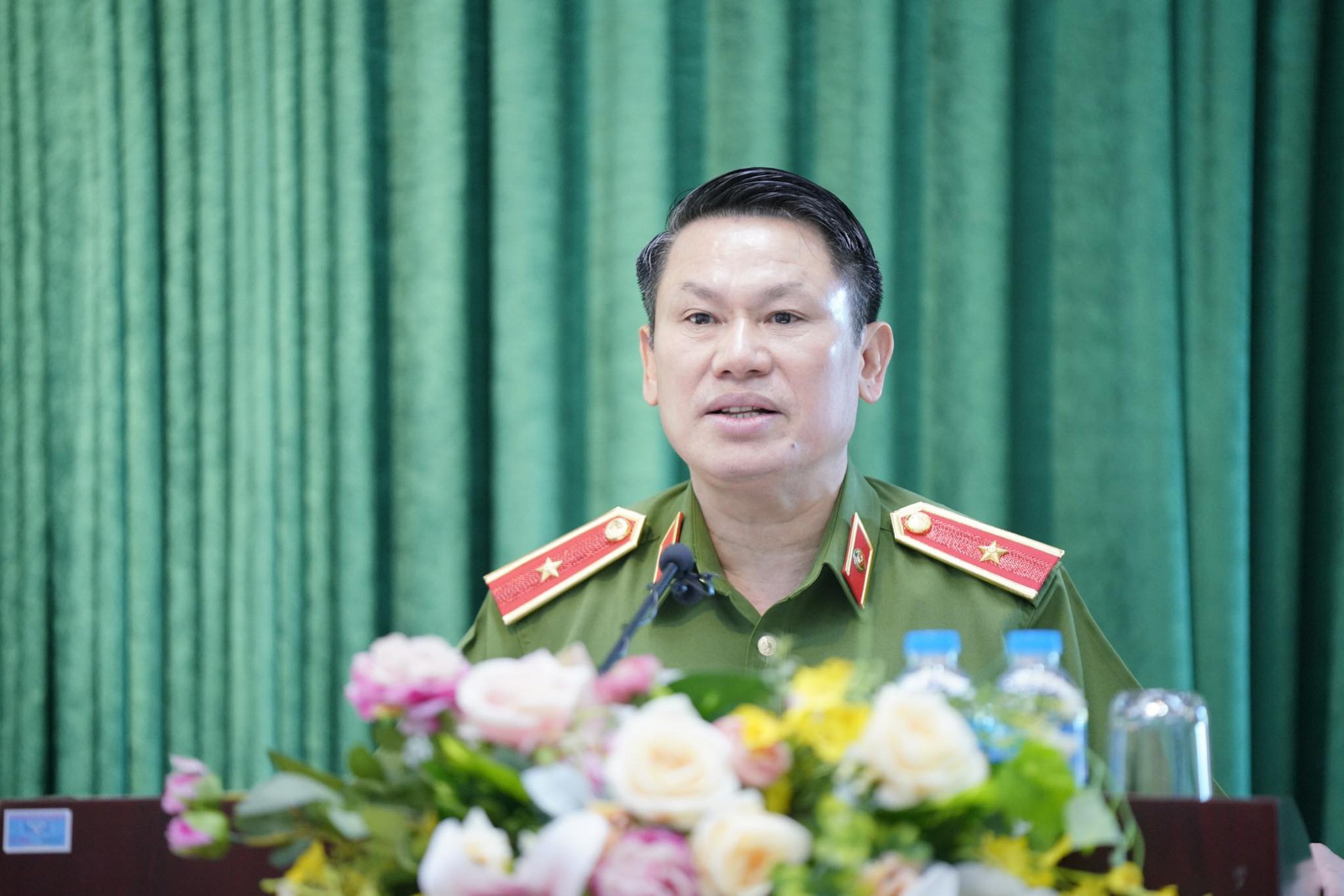 Vụ bắt giữ 1,6 tấn ma túy: Bắt anh chồng của “bà trùm” Oanh Hà - Ảnh 1.