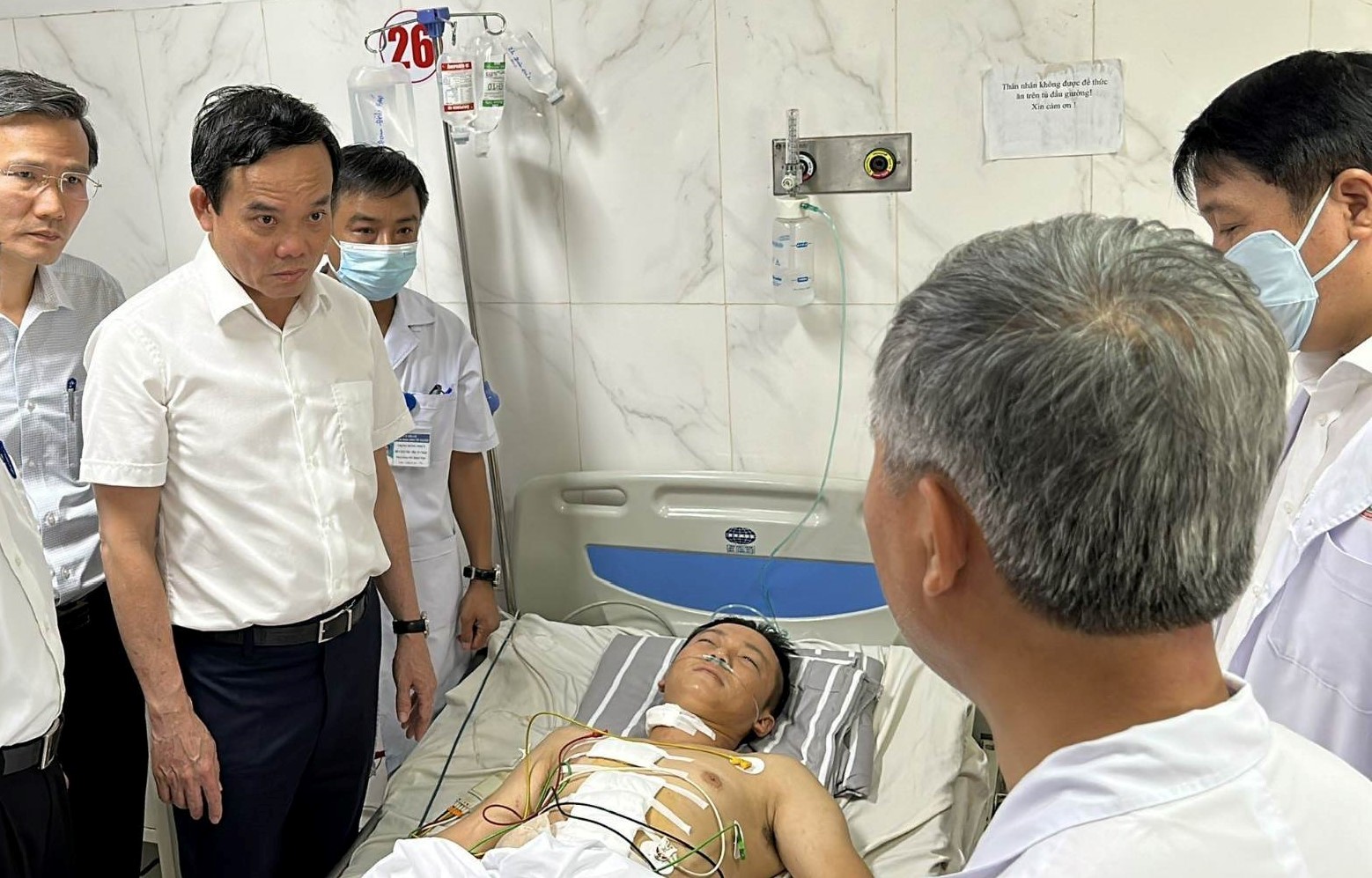 Thông tin về sức khỏe của 2 cán bộ công an bị thương trong vụ trụ sở xã ở Đắk Lắk bị tấn công