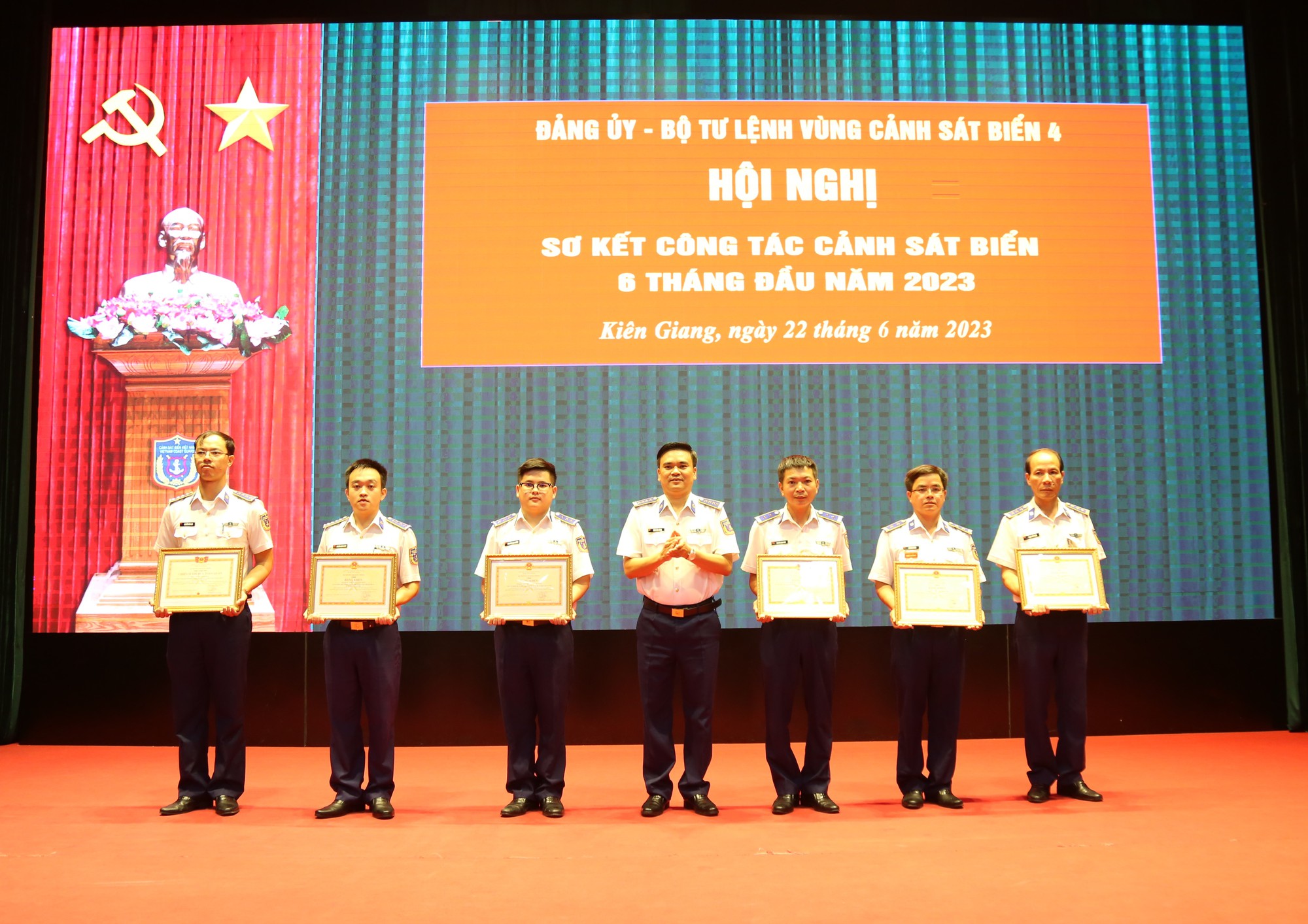 V&ugrave;ng Cảnh s&aacute;t biển 4 sẽ xử l&yacute; nghi&ecirc;m t&agrave;u c&aacute; vi phạm IUU - Ảnh 3.