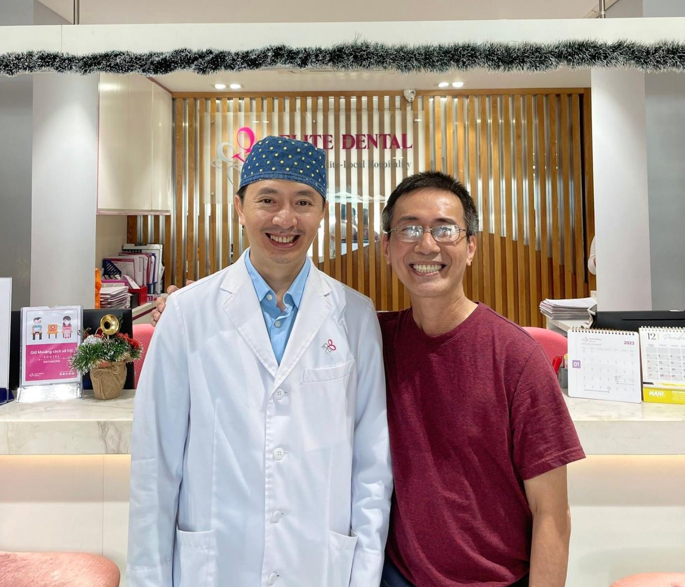 Trồng răng Implant cùng bác sĩ giỏi tại Elite Dental