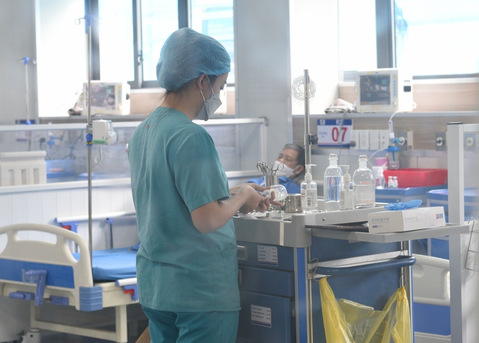 Dịch COVID-19 hôm nay: Ca nhiễm và bệnh nhân nặng lại tăng