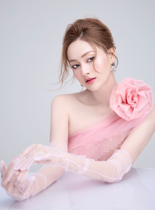 Sắc v&oacute;c quyến rũ của diễn vi&ecirc;n Lan Phương - Ảnh 2.