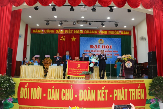 C&ocirc;ng đo&agrave;n Kh&aacute;nh Vĩnh tổ chức th&agrave;nh c&ocirc;ng Đại hội nhiệm kỳ 2023-2028 - Ảnh 4.