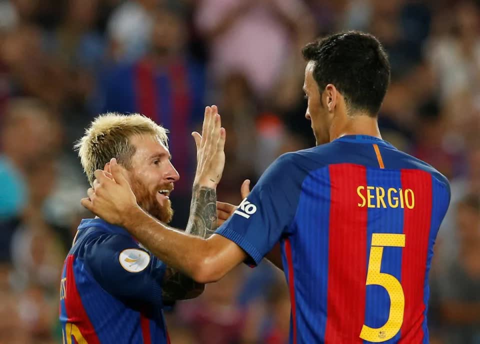 Sergio Busquets tái hợp với Messi, Chelsea đề xuất mức phí cho Mason Mount