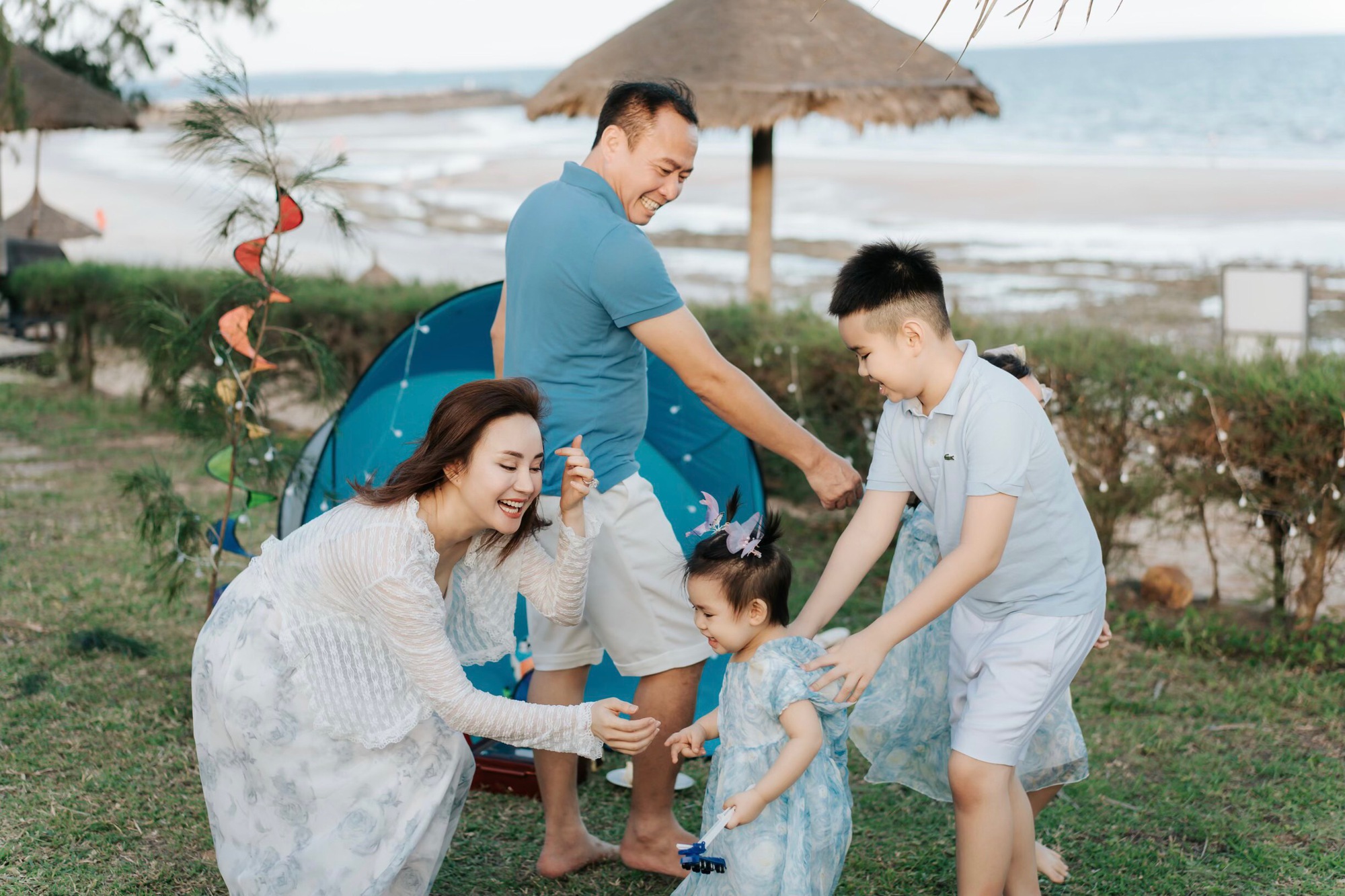 Vy Oanh lần đầu xuất hiện sau thời gian vắng b&oacute;ng tr&ecirc;n mạng x&atilde; hội - Ảnh 3.