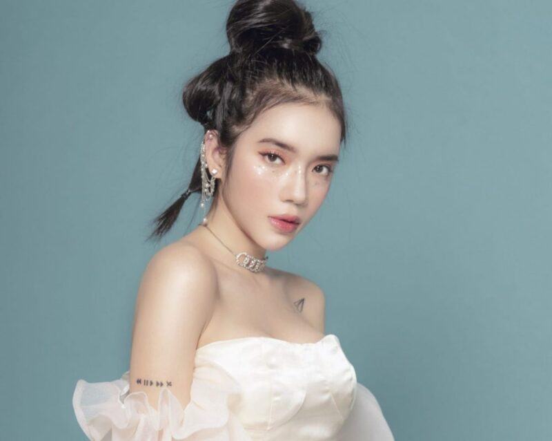 Tâm trạng bất ổn của ca sĩ LyLy sau 1 năm bị trầm cảm