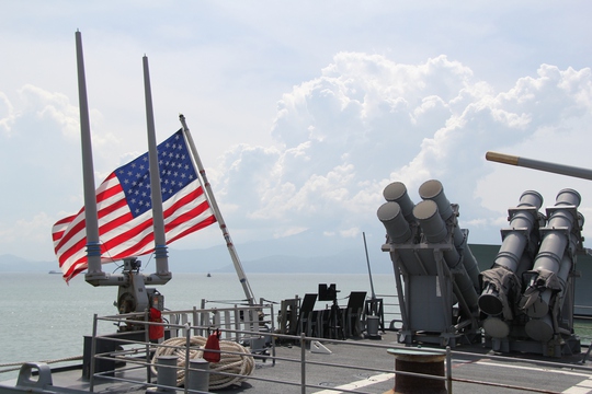 Nh&oacute;m t&agrave;u s&acirc;n bay USS Ronald Reagan của Mỹ thăm Việt Nam - Ảnh 17.