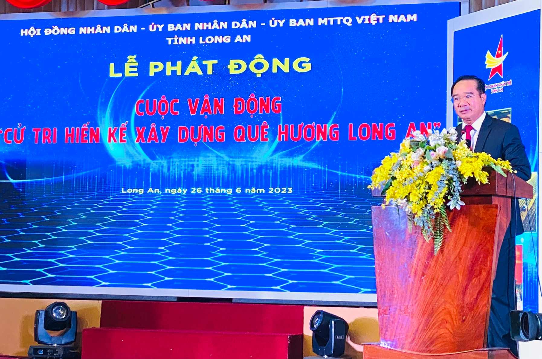 Long An phát động cuộc vận động cử tri hiến kế xây dựng quê hương - Ảnh 1.