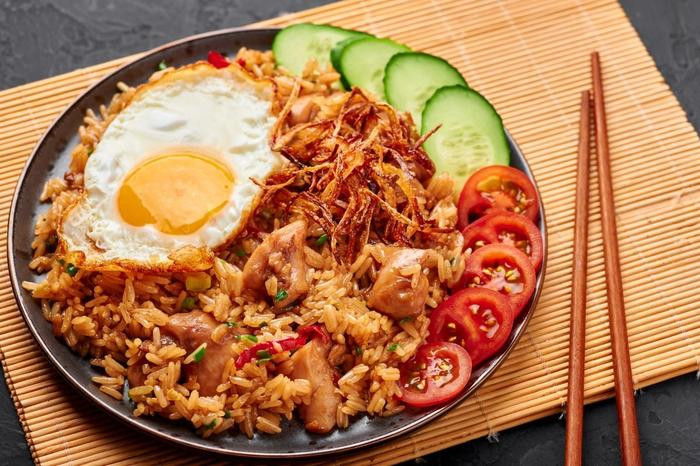 Những m&oacute;n cơm nổi tiếng v&agrave; phổ biến nhất ch&acirc;u &Aacute; - Ảnh 10.