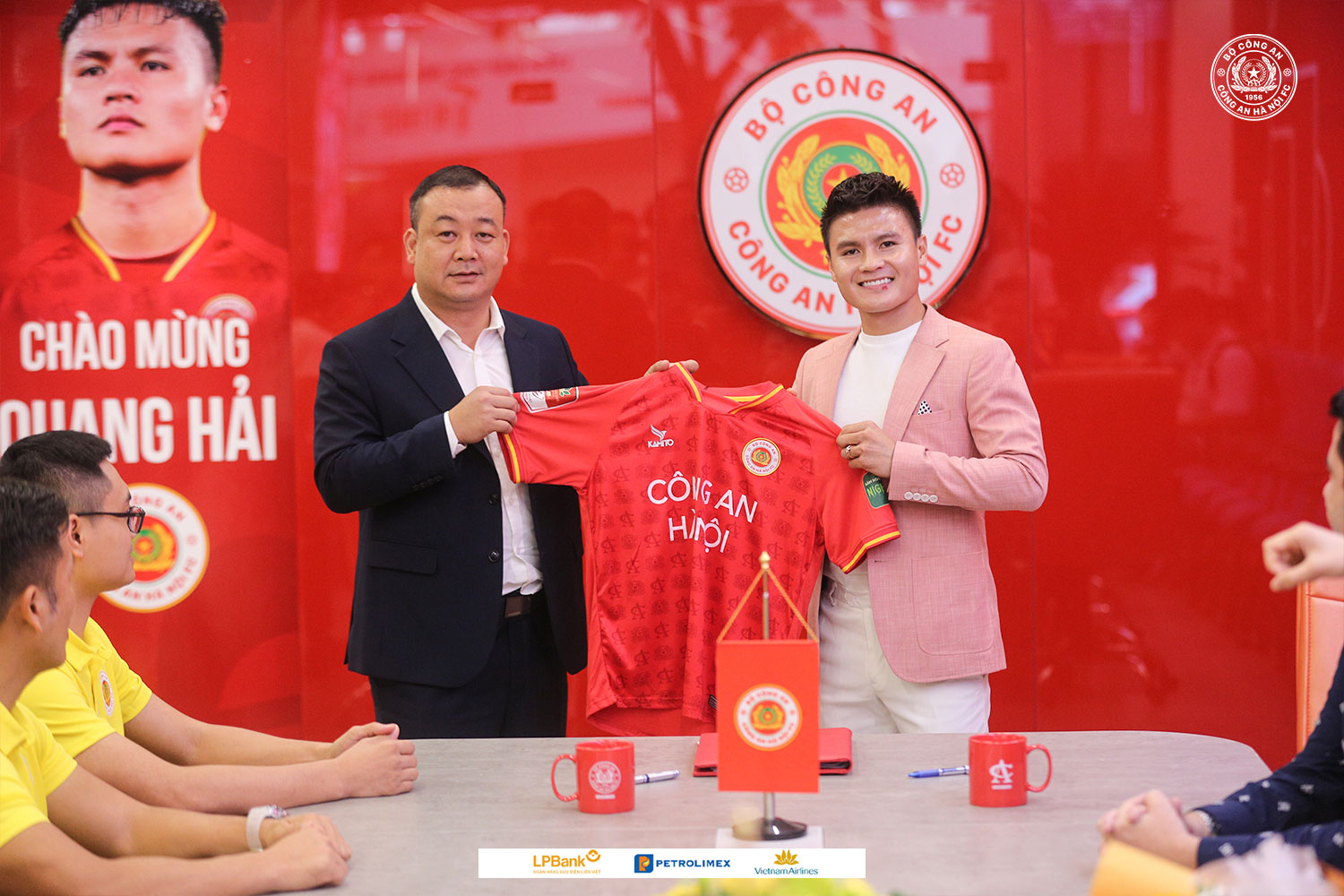 Có Quang Hải, CLB Công an Hà Nội tăng cơ hội vô địch