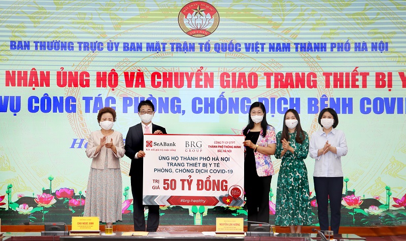Chủ tịch Tập đo&agrave;n BRG nhận danh hiệu Top 10 Doanh nh&acirc;n ti&ecirc;u biểu nhất Việt Nam năm 2022 - Ảnh 2.