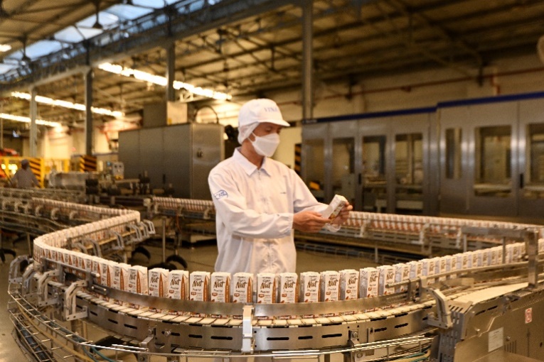 Kh&ocirc;ng chỉ c&oacute; sao từ Michelin, lần đầu ti&ecirc;n c&aacute;c sản phẩm sữa Việt Nam nhận được 3 sao cho vị ngon - Ảnh 5.