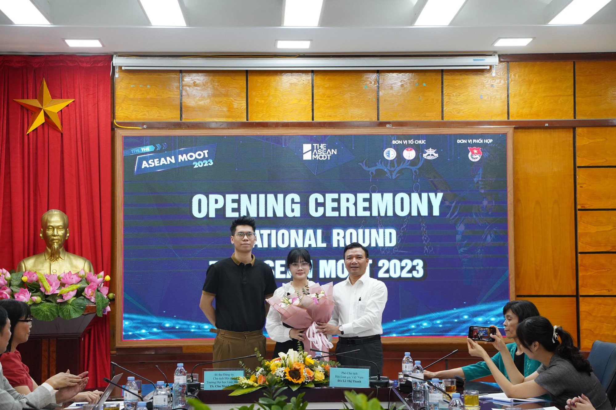 Chọn sinh viên luật tham gia thi tranh tụng giả định Asean