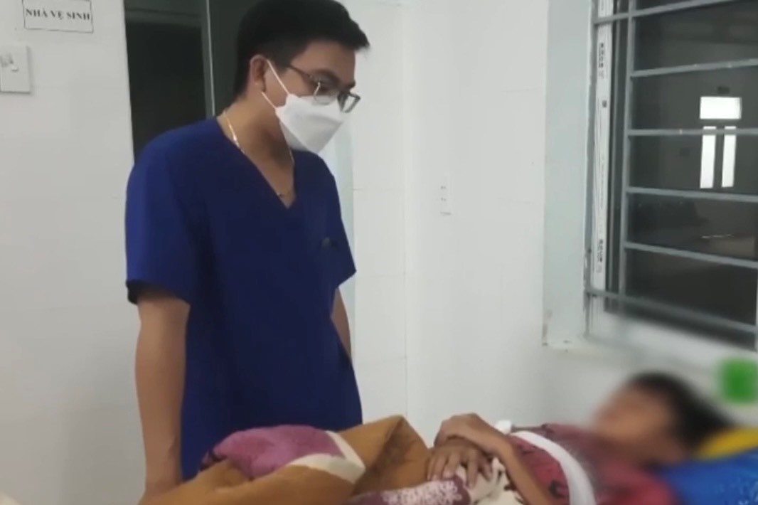 Cách chữa gãy xương kỳ quái ở Quảng Ngãi