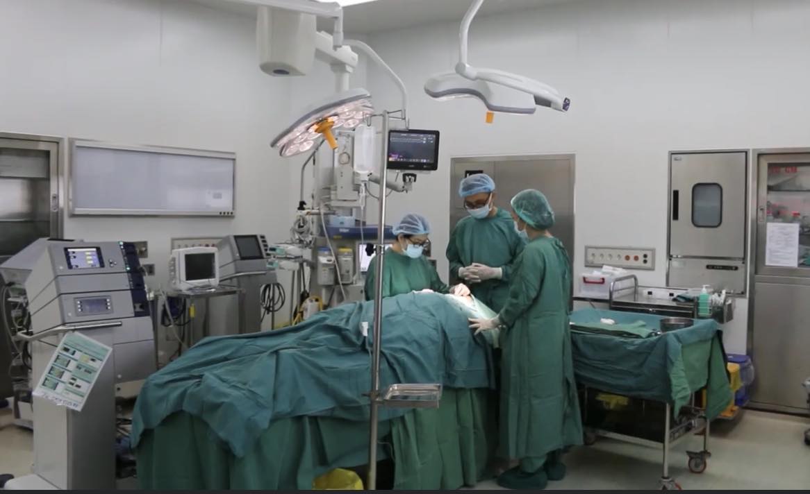 Công an TP HCM vào cuộc vụ tử vong khi nâng ngực trong khách sạn